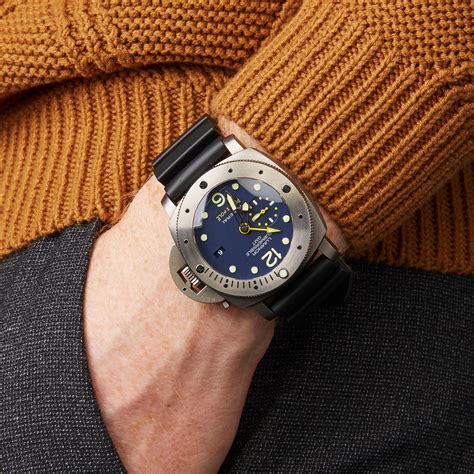 panerai submersible pole 2 pole